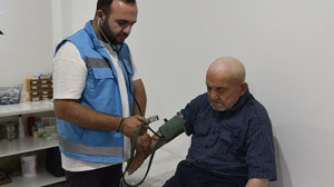 Dursunbey'de İhtiyaç Sahiplerine Evde Sağlık Hizmeti