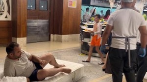 Oteldeki Klima Sorunu Yatağı Restorana Taşıttı
