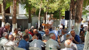 Vali Ustaoğlu Mezunlar Gününde Eski Mezunlarla Buluştu