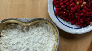 Temmuz Ayı Meyveleriyle Pratik Turta