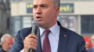 Milletvekili Canbey'den Zehir Zemberek Sözler!