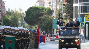 Vali Ustaoğlu, 30 Ağustos Törenine Katıldı