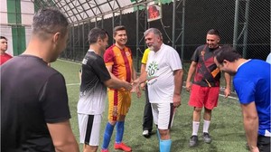 Kepsut Kaymakamı ve Başkanı Top Koşturdu