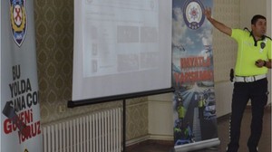 Balıkesir Emniyetinden 687 Kişiye Trafik Güvenliği Eğitimi