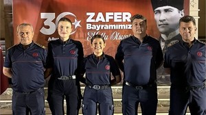 Balıkesir İtfaiyesi Personeli, Zafer Bayramı Resepsiyonuna Katıldı
