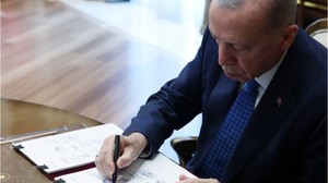 Cumhurbaşkanı Erdoğan YAŞ Kararlarına Onay Verdi