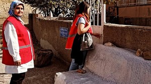 Türk Kızılay Edremit, İhtiyaç Sahibi Ailelere Destek Oluyor