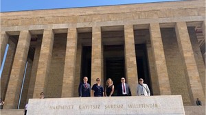 Balıkesirliler Başkentte Kurtuluşu Ata’ya Saygıyla Kutladı