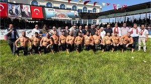 Balıkesirli Güreşçiler Çanakkale'den Zaferle Döndü