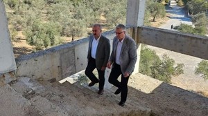 Müdür Demir Edremit'te Eğitim Yatırımlarını İnceledi