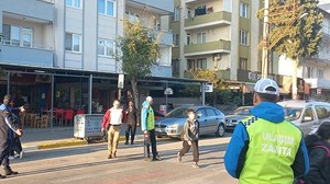 Balıkesir Zabıtasından Okul Önlerinde Sıkı Denetim