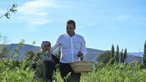 Başkan Akın’dan Kadın Çiftçilere Destek Sözü