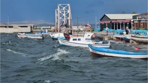 Fırtına Bandırma'yı Vurdu! Deniz Ulaşımı Aksamaya Uğradı!