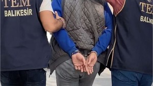 Burhaniye'de Aranan Şüpheli Kıskıvrak Yakalandı!