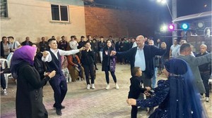 Başkan Göksel Düğüne Renk Kattı
