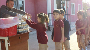 Susurluk Belediyesi'nden Öğrencilere Sabah Kahvaltısı