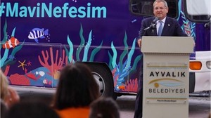 Ayvalık’ta Mavi Nefes Eğitim Otobüsü Yola Çıktı