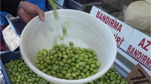 Kırma-Çizme Zeytin Tezgahlarda Kapış Kapış!