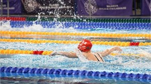 Balıkesirli Sporcular Cumhuriyet İçin Kulaç Atıyor