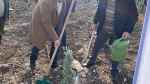 AK Parti Karesi İlçe Kongresiyle Yeni Yönetim Göreve Başladı