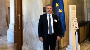Canbey Atina’da Türkiye’yi Temsil Etti
