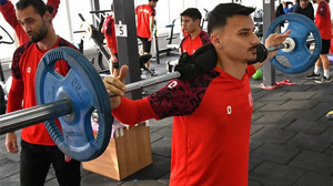 Balıkesirspor Salonda Çalıştı, Liderlik Hedefi Devam Ediyor