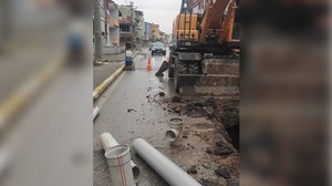 Gündoğan’da Kanalizasyon Çökmesi Trafiği Felç Etti