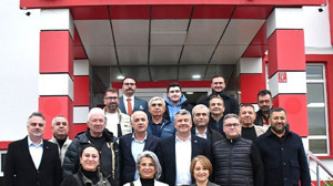 Karesi Belediye Başkanı Akbıyık’tan Balıkesirspor’a Ziyaret