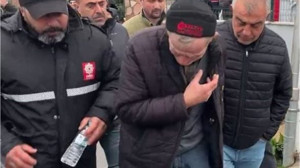 Patlamanın Olduğu Fabrikaya Aileler Geldi