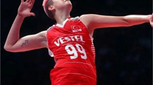 Ebrar Karakurt Kariyer Rotasını Mı Değiştiriyor?