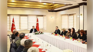 İzmir’de Kültürel Değerler Masaya Yatırıldı