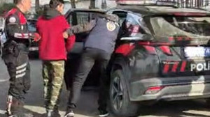 Ayvalık’ta Motosiklet Hırsızları Kıskıvrak Yakalandı