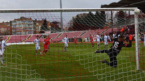 Balıkesirspor, İlk Yarıda Muhammed Demirci ile Önde