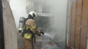 Karesi’de Kömürlük Yangını Korkuttu