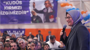 AK Parti Milletvekili Uygur 8. Olağan İl Kongresinde Konuştu