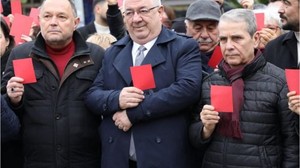 Başkan Ertaş Kırmızı Kart Kaldırdı