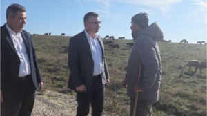 Erkan Alkan Çobanlarla Sahada Buluştu