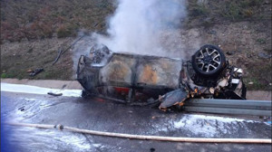 Otobandan Alevler Yükseldi: 2 Yaralı