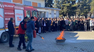 Balıkesir İtfaiyesi’nden 800 Kişiye Yangın Eğitimi