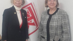 Edremit Yardımsevenler Derneği 64 Yaşında