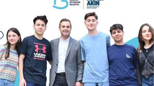 Başkan Akın YKS Ücretlerini Ödeyeceklerini Açıkladı