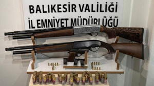 Havran’da 3 Ayrı Adreste Arama Kararı!