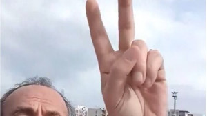 Balıkesir'de Tek Kişilik Protesto Gerginliği