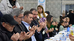 Başkan Ahmet Akın, Kepsut'ta İftar Yemeği Düzenledi