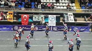Edremit Belediyesi Halk Oyunları Ekibi Balıkesir’de Birinci Oldu