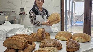 Kadın Girişimci Azmiyle Günlük 700 Ekmek Üretiyor