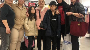 Edremit’in Gönüllü Annelerinden Çocuklara Giyim Yardımı