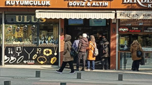 Döviz'de 7 Mart 2025 Güncel Kur ve Altın Fiyatları