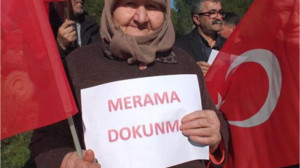 Burhaniye'de Köylülerden Protesto 'Merama Dokunma'
