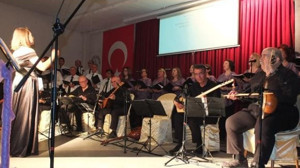 Halk Eğitimi Korosu 7. Konserini Verdi